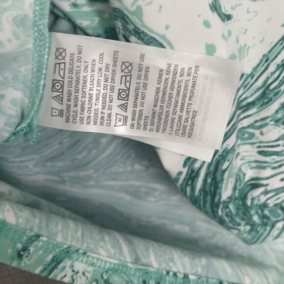 Elizabeth & Clarke Shirt Women Extra Small Marble Print Hi-Low Hem StainTech New - Picture 12 of 13